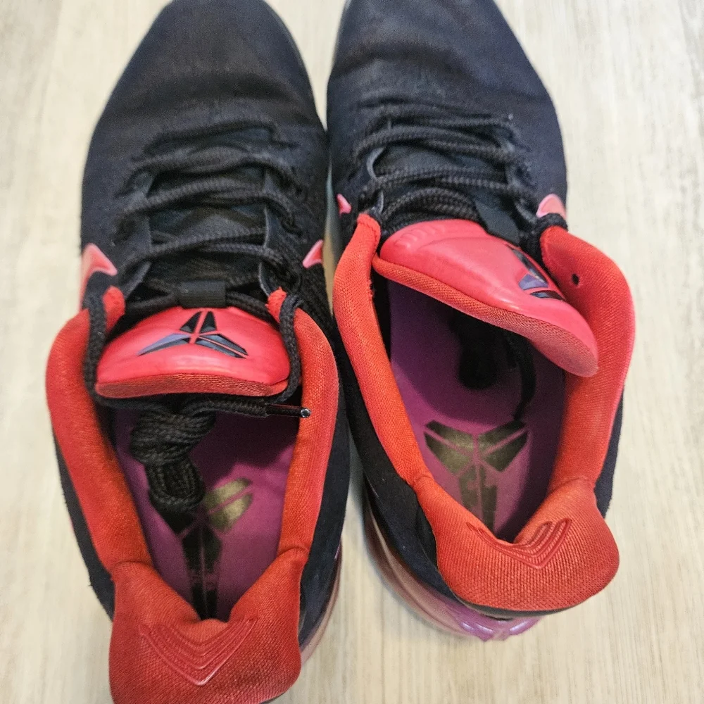 Nike Kobe AD Flip The Switch Black University Red Hyper Violet 852425-004 Sz 12